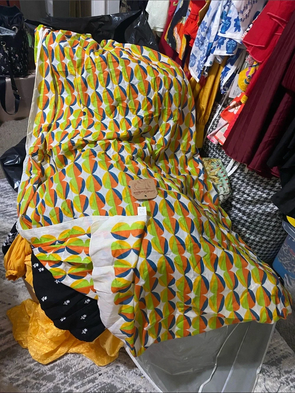 Geometric Print Comforter in Yellow, Orange & Green